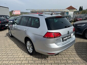 Volkswagen Golf LOUNGE 2,0 TDI 110 KW SERVIS - 2