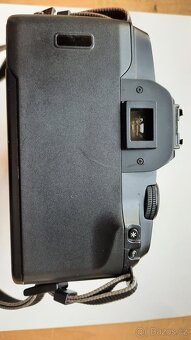 Canon EOS 5000 + Canon EF 38-76mm - 2