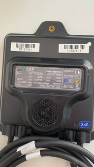 GNE Honeybee 400 2.4G Optimalizér pro solární panel až 450 W - 2