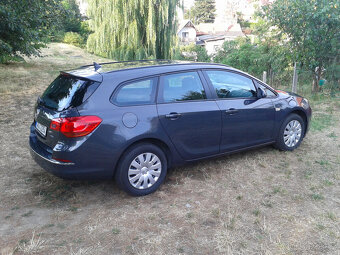 Prodám Opel Astra Kombi - 2