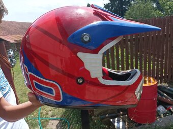 Retro helma - 2