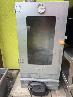 KAISEROVA  ELEKTRICKÁ PŘENOSNÁ UDÍRNA - 2