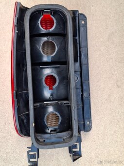 Škoda Felicia pick-up zadní světlo - 2