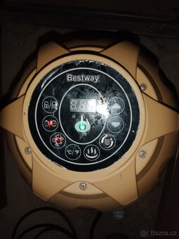 Bazénové čerpadlo a čerpadlo k výřivce - 2