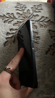 Mobilní telefon INFINIX HOT 30 8/256 GB - 2