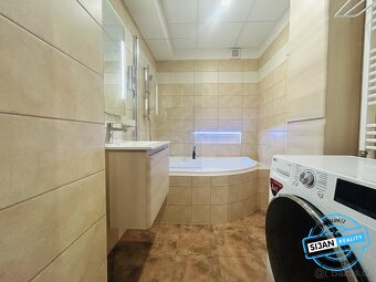 Prodej bytu 4+1 90 m² s garáží, Krnov - Pod Cvilínem - 2