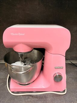 Kuchyňský robot - 2