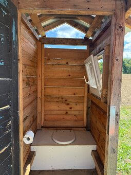 Suché WC kadibudka - 2