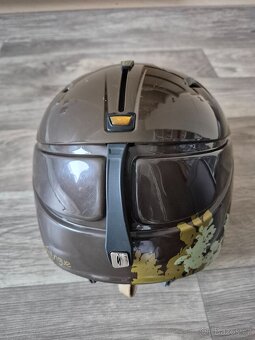 Lyzarska prilba Smith - 2