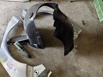 Zadní blatníky lemy Fabia a podběh - 2