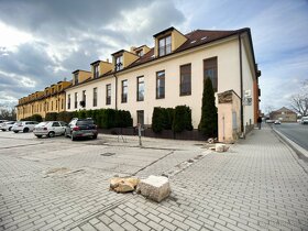 3+kk, 87 m2, mezonet, osobní vlastnictví, cihla, Šestajovice - 2