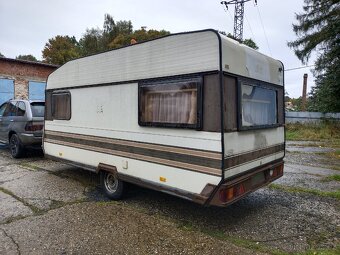 Knaus+sluneční střecha - 2
