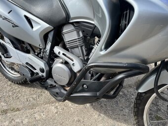 Honda Transalp 650 - 2