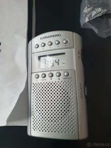 Přenosné rádio GRUNDIG - 2