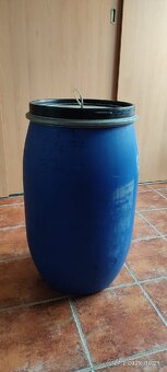 Plastové sudy - 2