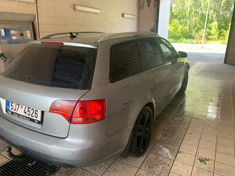Audi a4b7 - 2