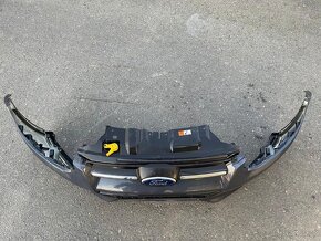 Nárazník Ford Focus MK3 přední kompletní - 2