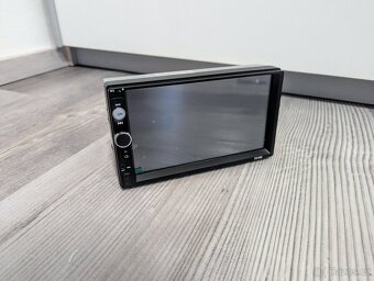 2DIN autorádio 7010B + parkovací kamera NOVÉ - 2