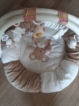 Aktivní polštář pro miminko Babyfahn rainbow 3D - 2