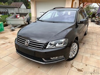Volkswagen Passat B7 2.0 TDI, xenony, navigace - 2