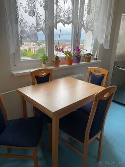 REZERVACE Jídelní stůl a 6x židle - 2