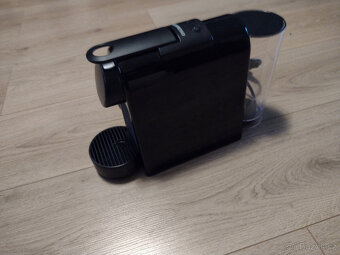 Nespresso De'Longhi Essenza Black - 2