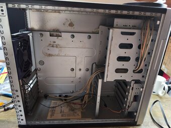 Stará PC bedna - 2