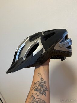 Cyklistická helma - 2