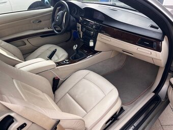 BMW 325d Cabrio E93 - 2