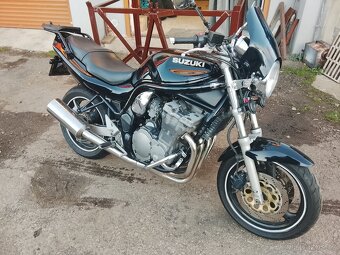 Suzuki GSR 600 bandit - 2