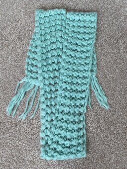 Nová dámská dlouhá pletená šála - světle zelená - 2