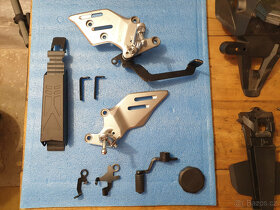 Prodám originální díly na yamaha MT-09, r. v. 2022 - 2