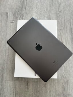 Apple iPad 7 generace (10.2 2019 32GB) + Apple Pencil - 2