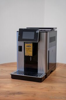 DeLonghi PrimaDonna Soul (ECAM 610.55.SB) - 2