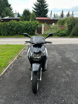 Piaggio Beverly 200 - 2