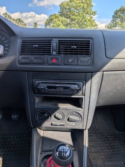 Golf 4 - 2