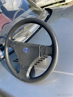 Saab 900 volant - 2
