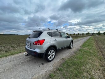Nissan Qashqai - 2
