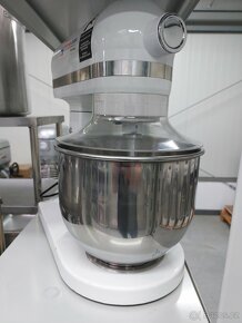 Kuchyňský robot 7L/230V - 2