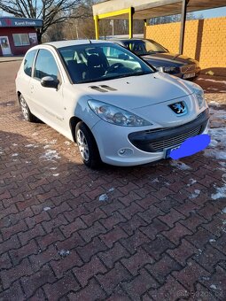 Peugeot 206+ - 2