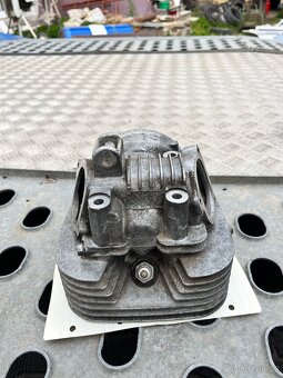 Hlava yamaha SR-125 - 2