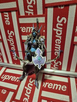Figurka neca hots sylvanas - 2
