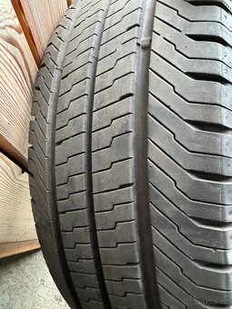 Letni pneu Continental 215/60 r17c zanovni - 2