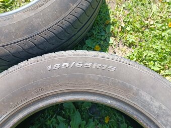 4x Letni pneu 185/65 R15 Nexen 2x 4,5mm 2x 5mm cena za celek - 2