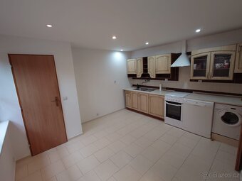 Pronájem menšího domu 3+1 Černošice - 2