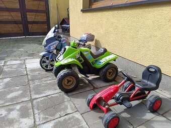 Dvě elektrická vozítka a šlapací motokára - 2