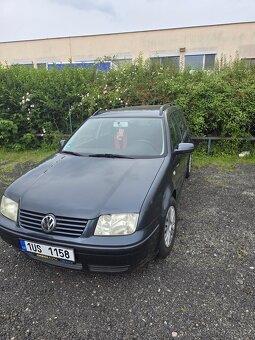 Prodám golf variant 4 (bora) rok 2000 STK nová před 2 měsíci - 2