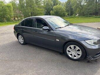 BMW E90 318i - 2