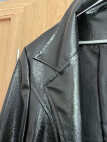 Koženkový vegan trench coat kabát - 2
