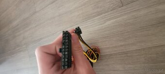 Zdroj 450W (bez kabelu do zásuvky) - 2